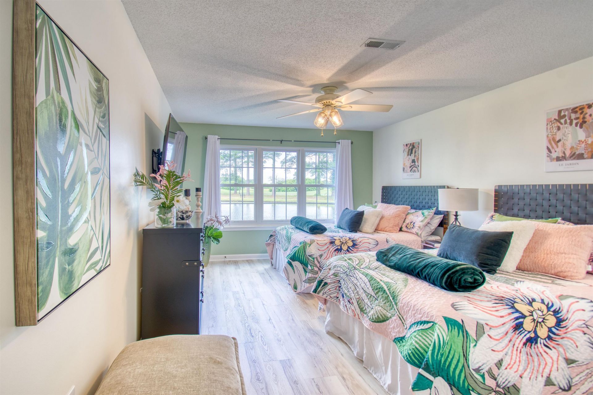 4960 Windsor Green Way Photo 11
