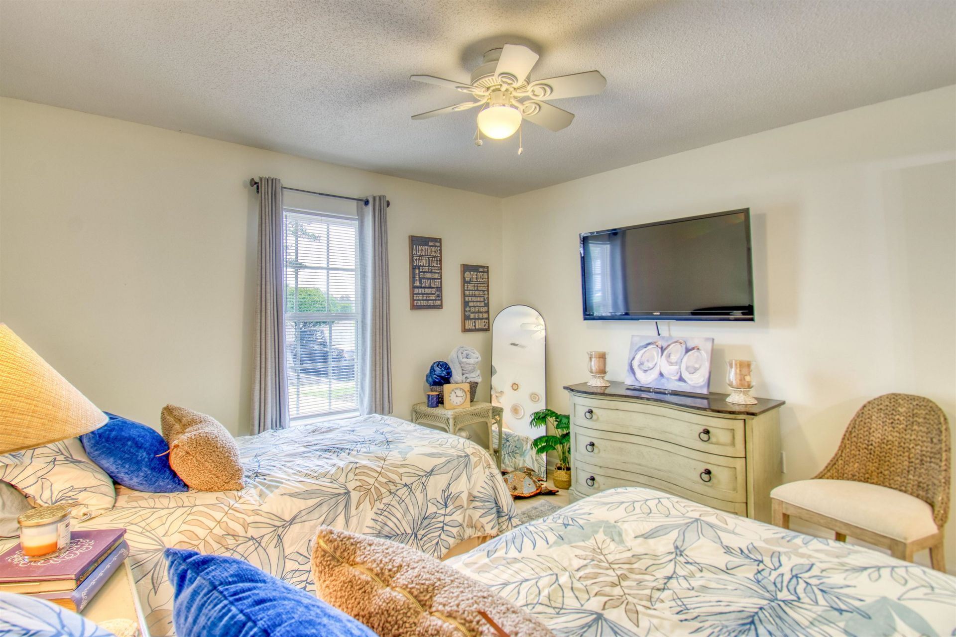 4960 Windsor Green Way Photo 20