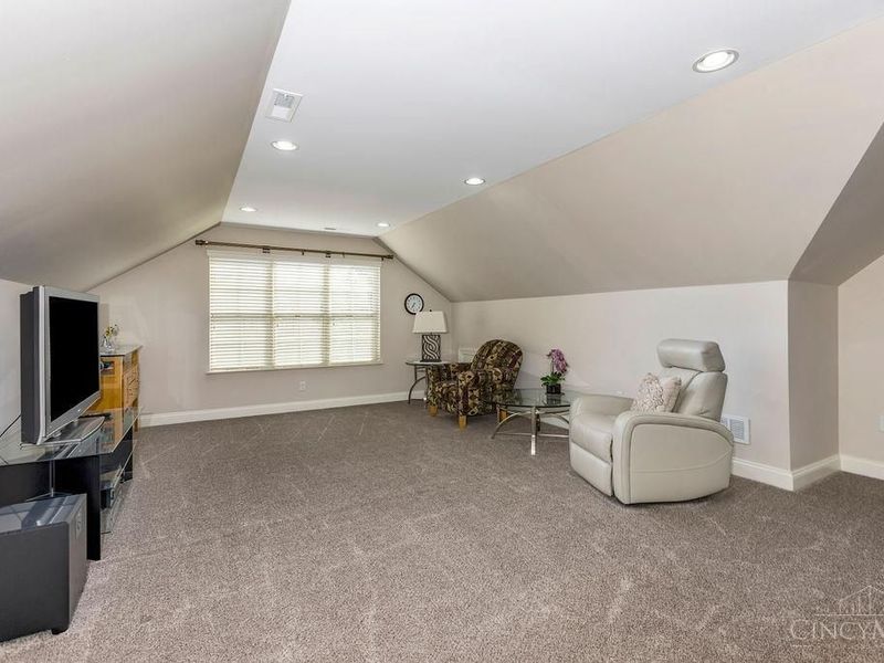 8703 Park Place Circle, West Chester, OH 45069 Photo 27