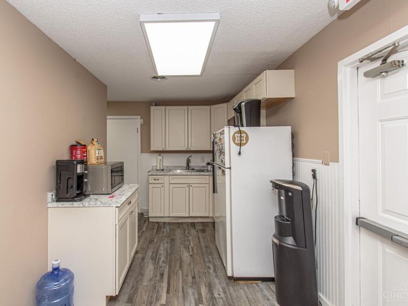 1908 N Lakeman Drive, Bellbrook, OH 45305 Photo 30