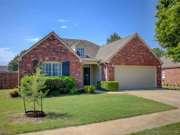 1106 W 119th Street S, Jenks, OK 74037