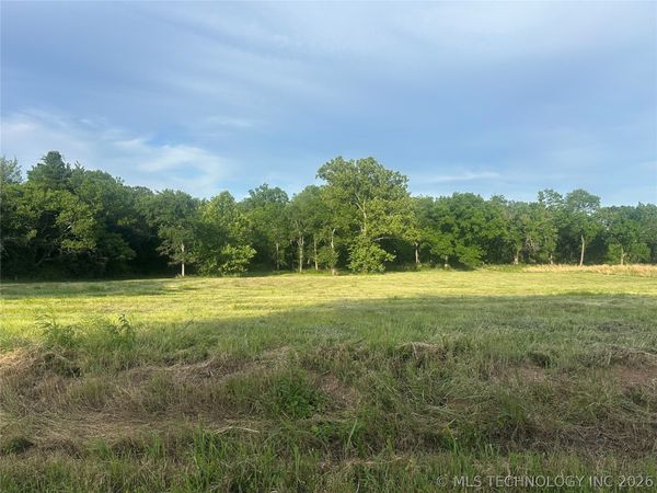 1 S 270 Road , Morris, OK 74445