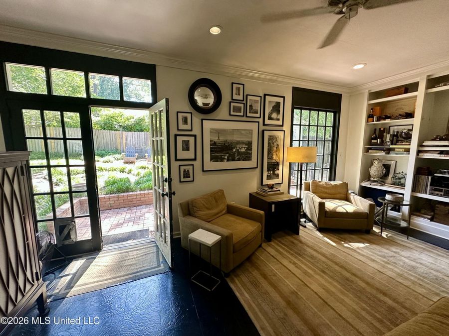 Property Image 28