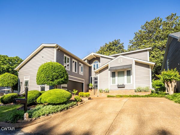 33 Broadmoor , Jackson, TN 38305