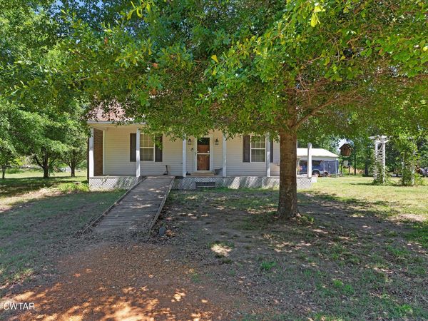 935 Parkers Camp Road , Saltillo, TN 38370