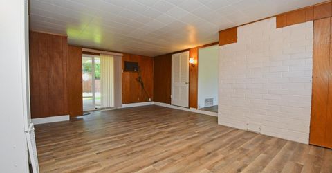 10 E J Street, Sparks, NV 89431 Photo