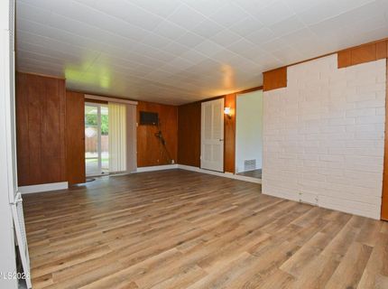 10 E J Street, Sparks, NV 89431 Photo