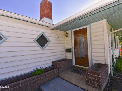 10 E J Street, Sparks, NV 89431 Photo