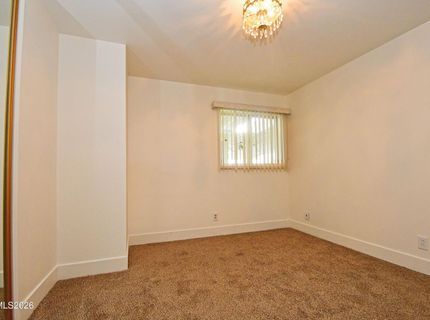 10 E J Street, Sparks, NV 89431 Photo