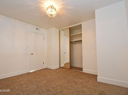 10 E J Street, Sparks, NV 89431 Photo