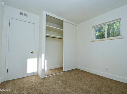 10 E J Street, Sparks, NV 89431 Photo