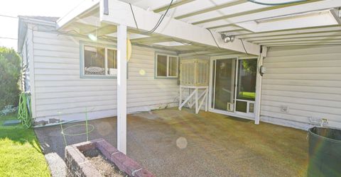 10 E J Street, Sparks, NV 89431 Photo