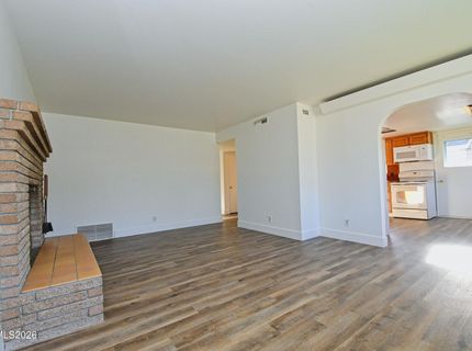 10 E J Street, Sparks, NV 89431 Photo