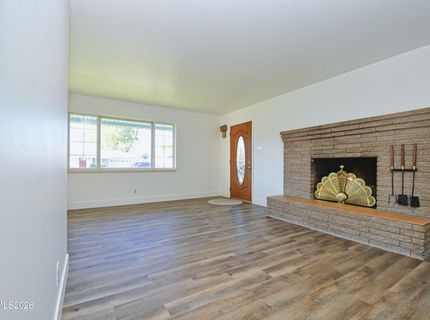 10 E J Street, Sparks, NV 89431 Photo