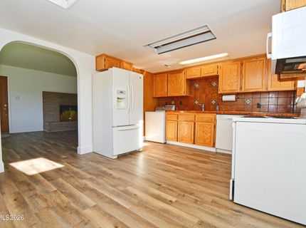 10 E J Street, Sparks, NV 89431 Photo