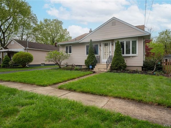 572 Gilmore Avenue, Tonawanda, NY 14120