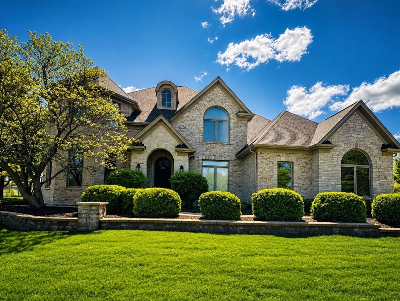 1630 Barkei Drive , Batavia, IL 60510