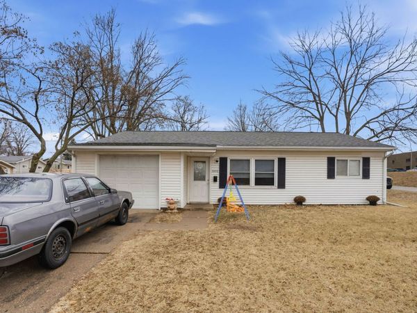 3852 Marquette Street, Davenport, IA 52806