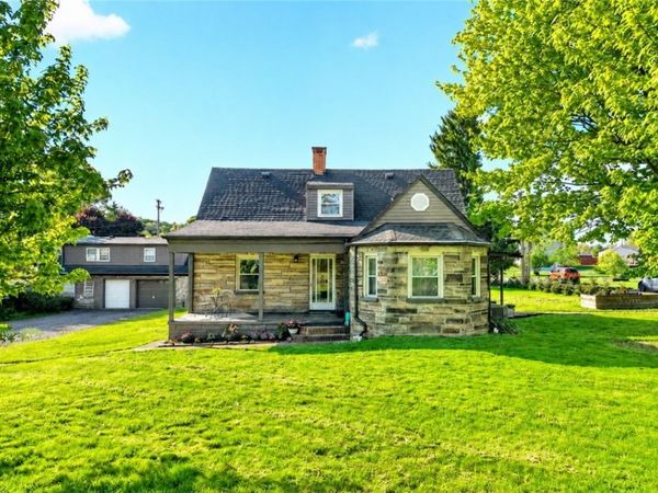 1260 Harvey Run Rd, Freedom, PA 15042