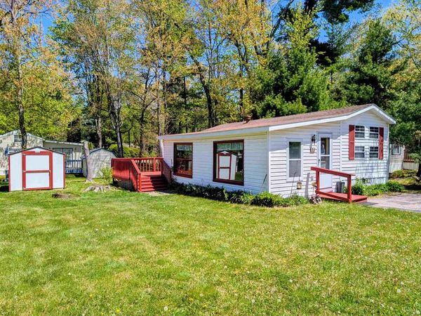 113 Wood Haven Drive, Unit 35, Wisconsin Dells, WI 53965