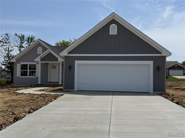 18804 Addi Drive, Warrenton, MO 63383