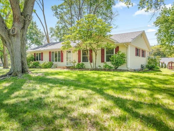 8318 Cameo Drive, MACHESNEY PARK, IL 61115
