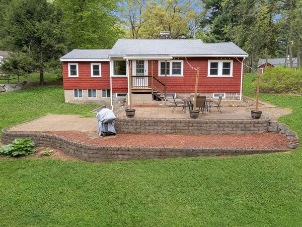 30 Stonebridge Rd, Wayland, MA 01778