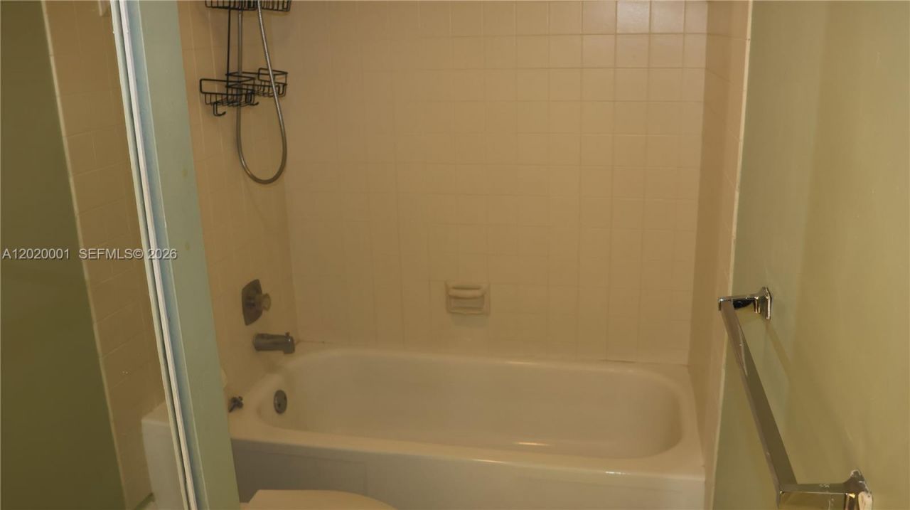 9111c SW 20th St , Davie, FL 33324 Photo