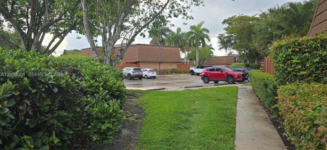 9111c SW 20th St , Davie, FL 33324 Photo