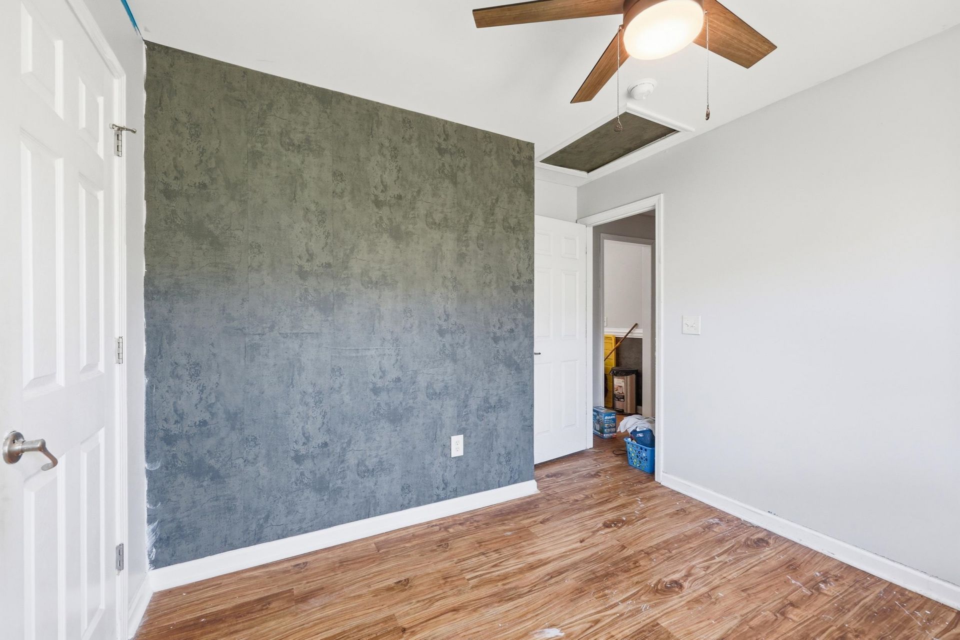 3950 Mayfield Dr.  Photo 15