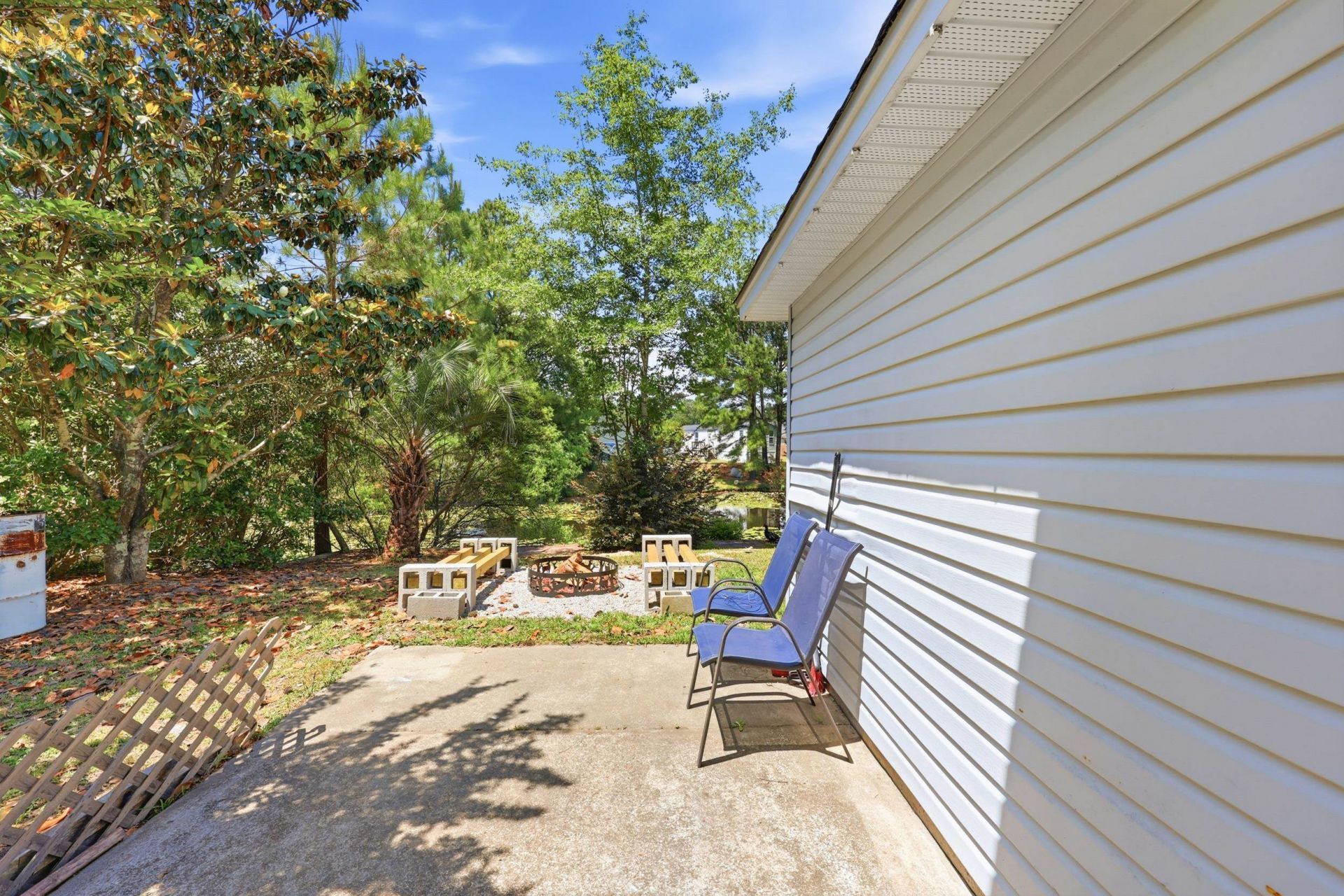 3950 Mayfield Dr.  Photo 30