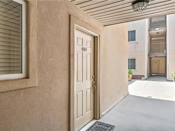 500 LAKE MARINA Drive , Unit 212, New Orleans, LA 70124