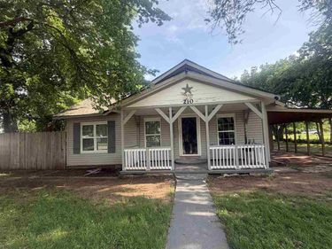 210 SW I Ave, Lawton, OK 73501