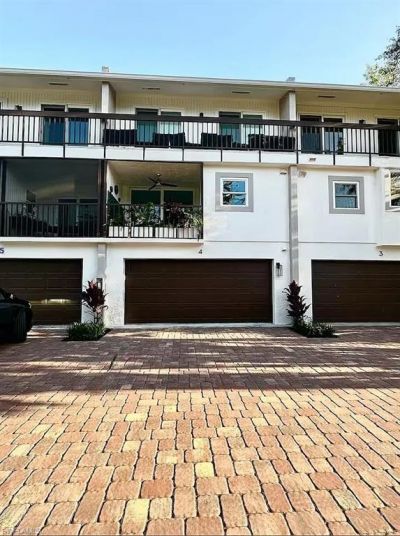 995 9th Ave S, Unit 4, Naples, FL 34102 Photo