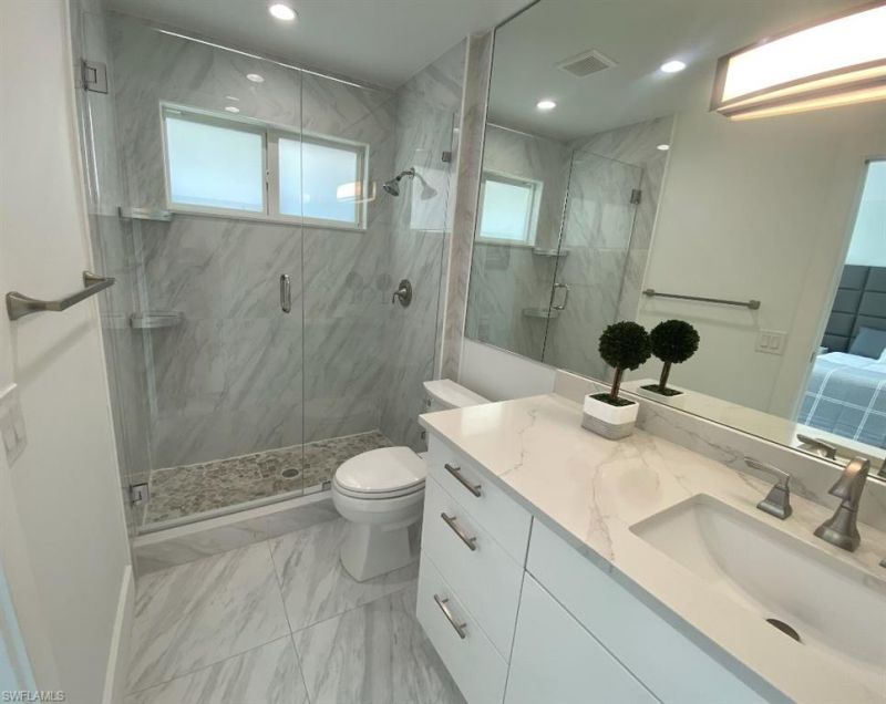 995 9th Ave S, Unit 4, Naples, FL 34102 Photo