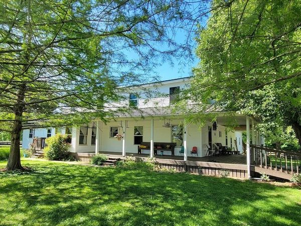 10282 E New Philadelphia Road, Salem, IN 47167