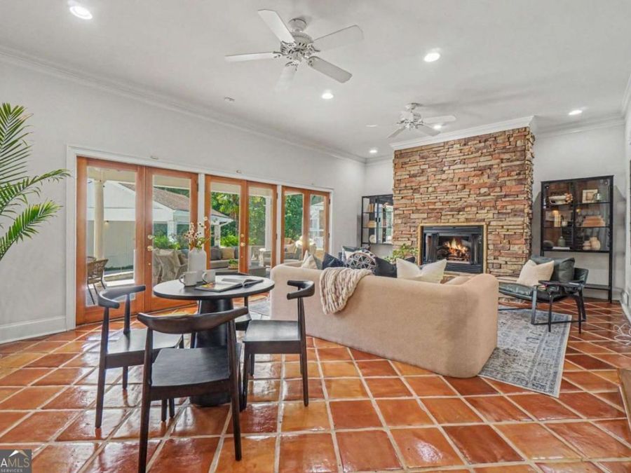 Property Image 32