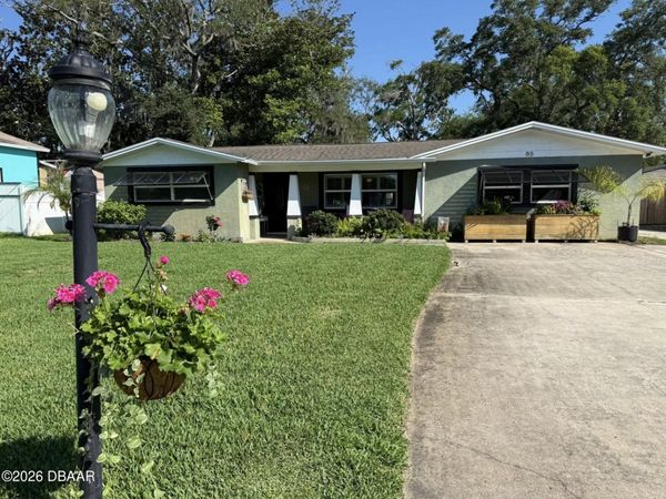 85 Warwick Avenue, Ormond Beach, FL 32174