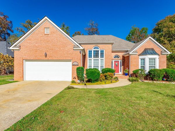 1615 Gunston Hall Road , Hixson, TN 37343