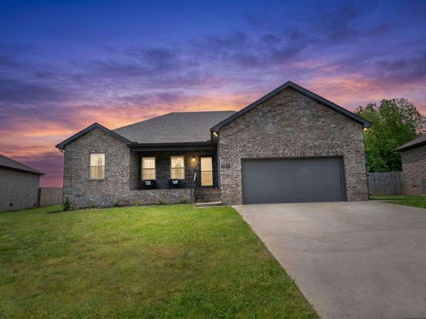108 Smithfield Dr , Shelbyville, TN 37160