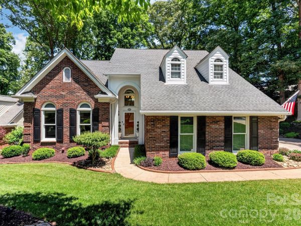 15211 Sharrow Bay Court, Huntersville, NC 28078