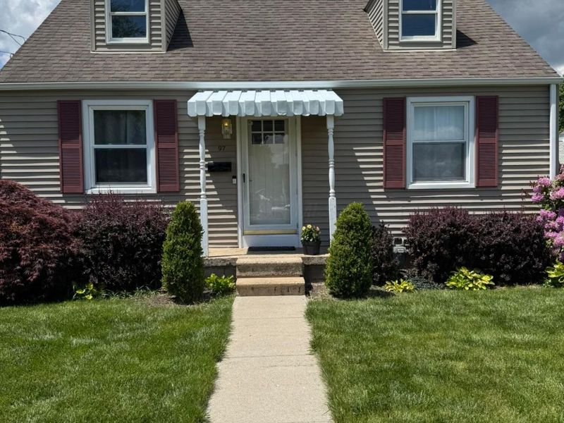 97 S 34th Street , Newark, OH 43055 Photo 2