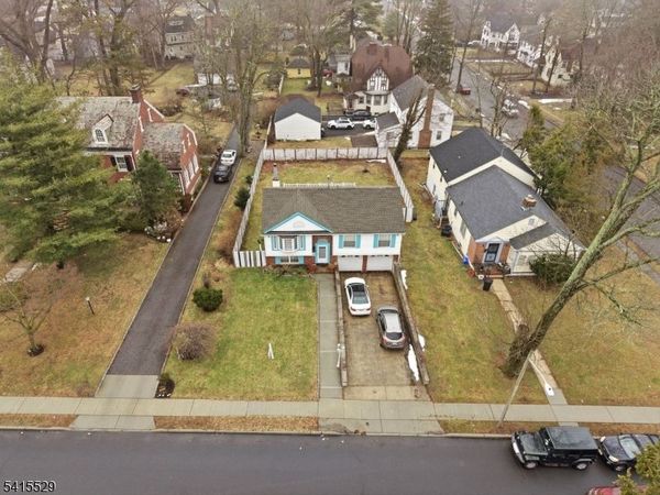 674 Berkeley Ave, Orange, NJ 07050