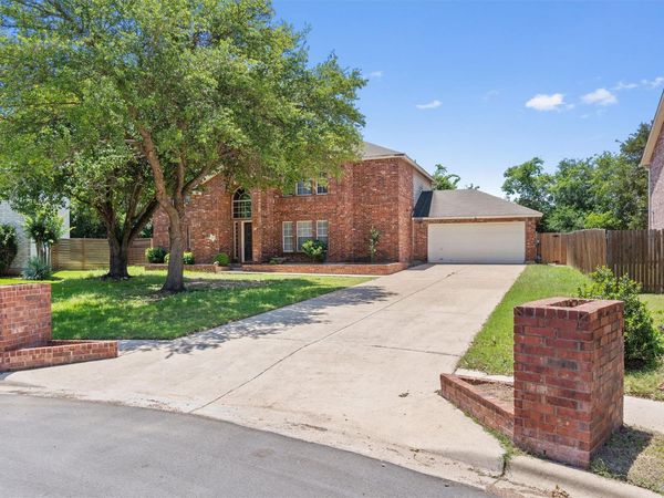 201 Covala DR, Cedar Park, TX 78613