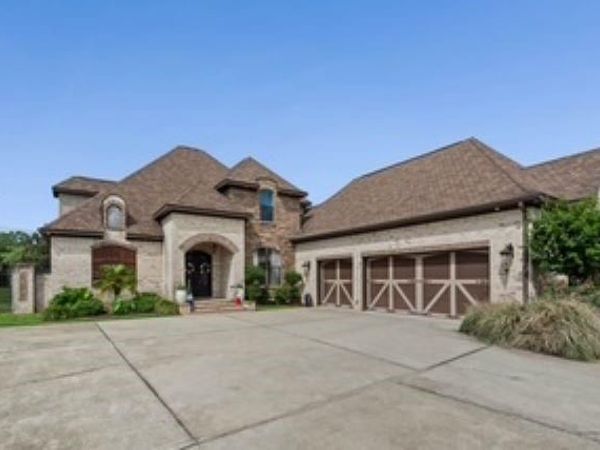 9150 Bellingham Court, Mobile, AL 36695