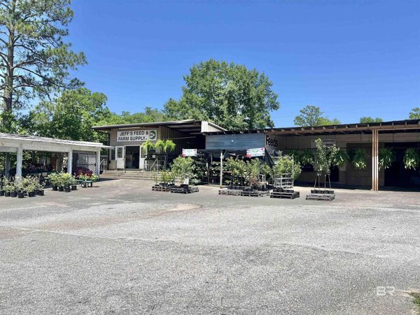 22207 Highway 31, Flomaton, AL 36441