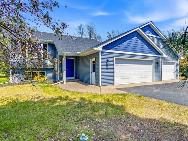 3961 224th Avenue NW, Oak Grove, MN 55303