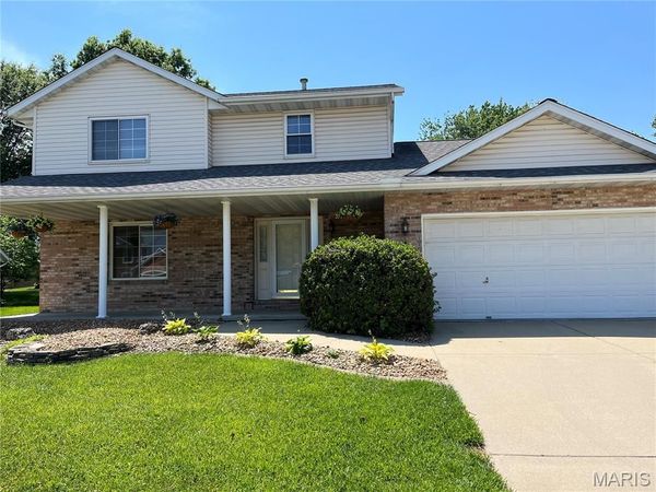 1504 Prairie View Drive , Edwardsville, IL 62025
