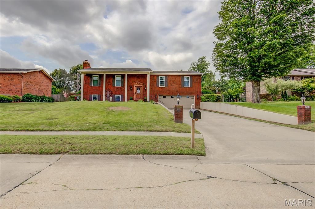 311 Kennedy Drive , Sikeston, MO 63801 Main Photo