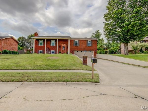 311 Kennedy Drive , Sikeston, MO 63801